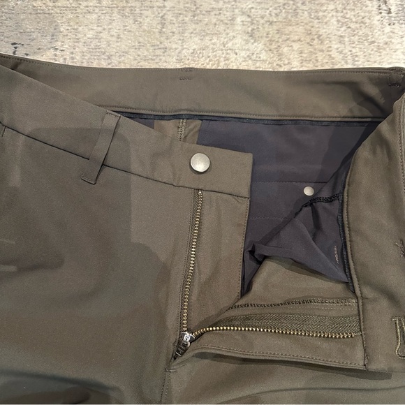 Lululemon ABC men’s pants - Picture 2 of 13